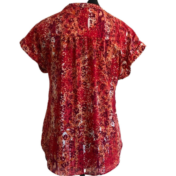 Apt. 9 red orange abstract pattern V neck short sleeve blouse. Petite S - Picture 3 of 8